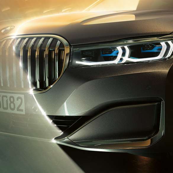 bmw 7 serisi luks sinifin sedani bmw