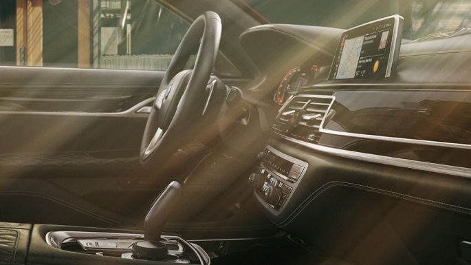BMW Individual 7 Serisi Sedan, yüksek kaliteli iç tasarım BMW Individual 7 Serisi Sedan, yüksek kaliteli siyah iç tasarım