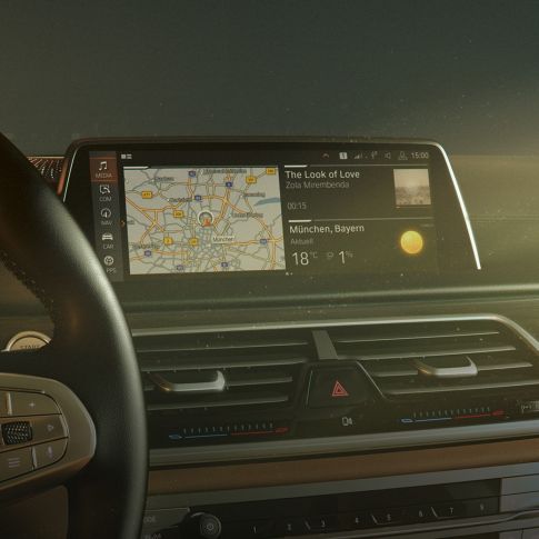 BMW İşletim Sistemi 7.0 BMW 7 Serisi Sedan: Kontrol Ekranında BMW İşletim Sistemi 7.0