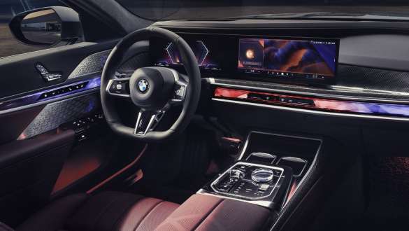 Kokpit, BMW 7 Serisi Sedan G70 ICE 740i M Sport donanımı BMW 7 Serisi Sedan G70 ICE 740i M Sport donanımı, kokpitin içten görünümü