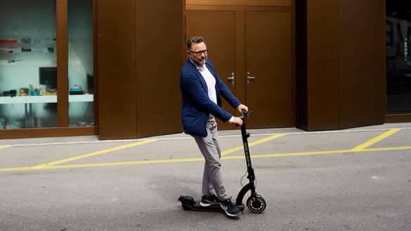 E-Scooter’lar Her Yerde | BMW Türkiye E-Scooter’lar Her Yerde | BMW Türkiye