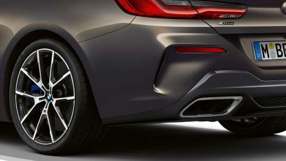 M Sport diferansiyel. M Sport diferansiyelli BMW M850i xDrive Cabrio.