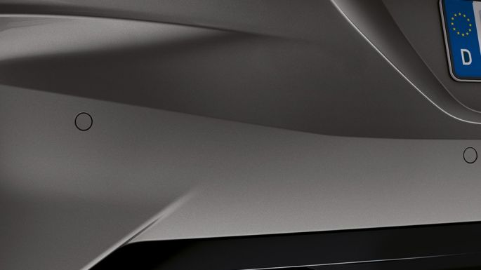 BMW Z4 Roadster egzoz çıkışı kaplamaları Metalik Gri BMW Z4 Roadster’ın egzoz çıkışı kaplamaları