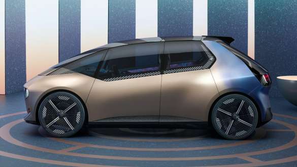 BMW i Vision Circular, dış tasarım, yandan görünüm BMW i Vision Circular, vizyon otomobil, dış tasarım, yandan görünüm