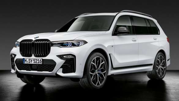 M Performance Parçaları BMW X7 G07 M Performance Parçaları BMW X7 G07 önden görünüm