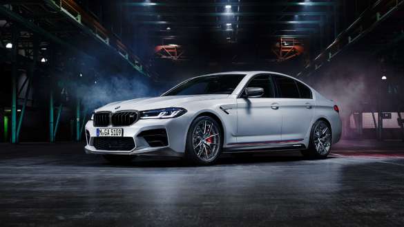 BMW M Performance Parçaları BMW M5 F90 BMW M Performance Parçaları BMW M5 F90 önden görünüm