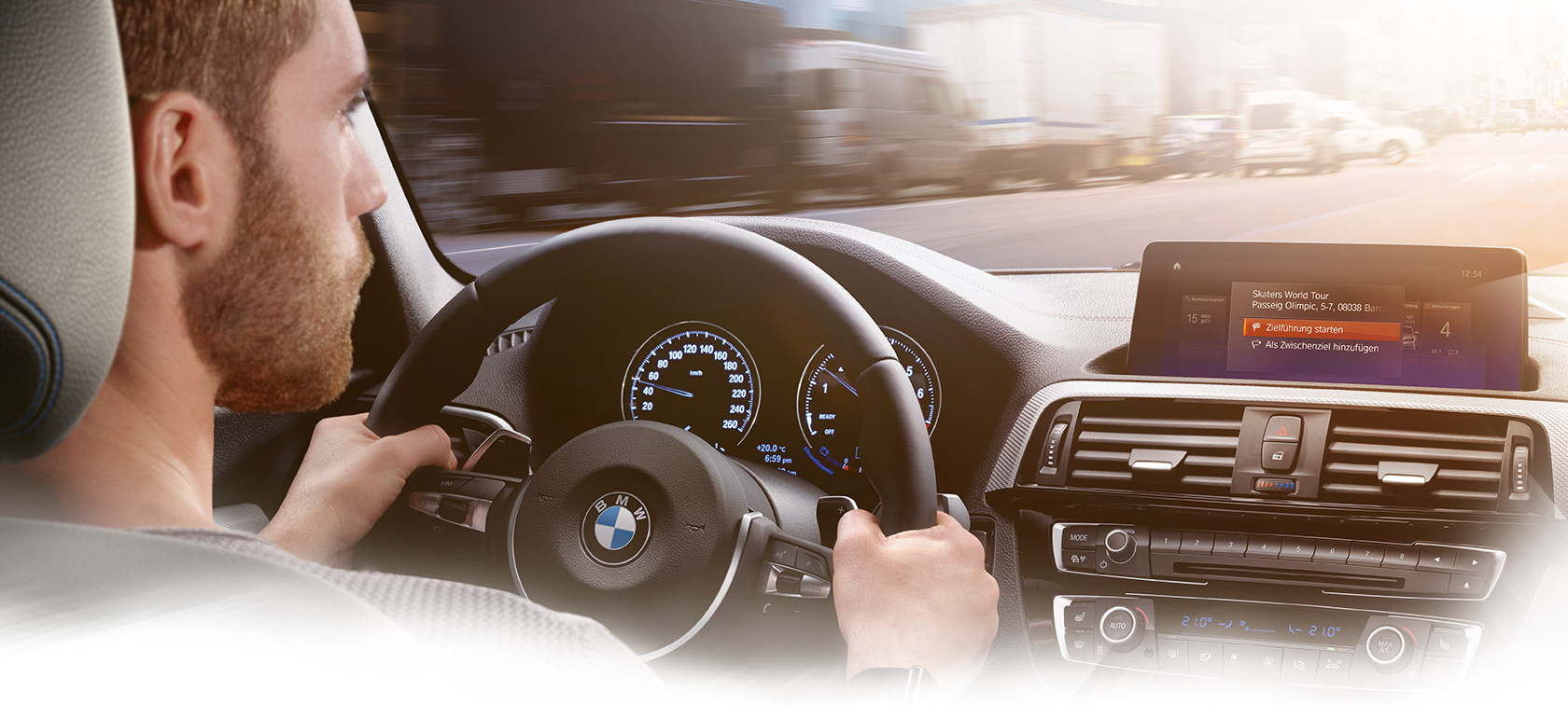 BMW 1 Serisi 5-Kapı Kokpit Görünümü BMW 1 Serisi 5-Kapı Sürüş ve Kokpit Görünümü