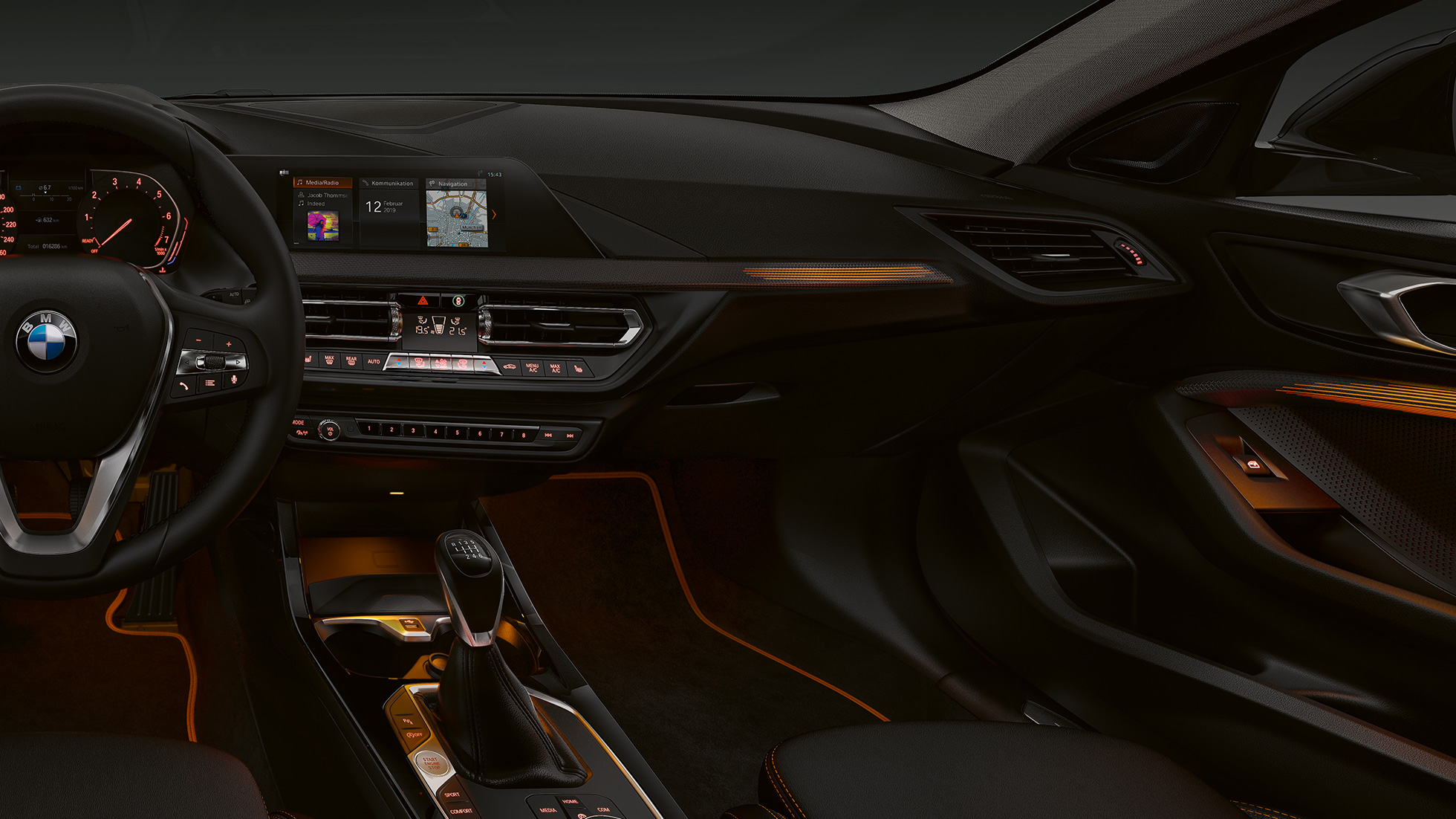 ‘Aydınlatılmış Berlin’ iç kaplamalar BMW 1 Serisi Sport Line, 'Aydınlatılmış Berlin’ iç kaplamalar.
