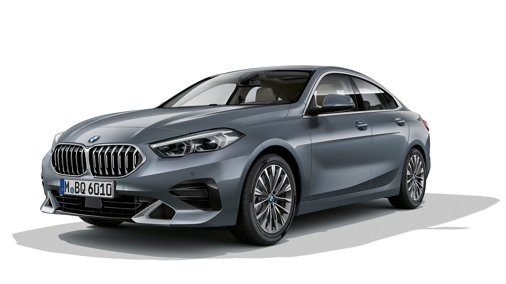 BMW Böbrek Izgaraları BMW 2 Serisi Gran Coupé Luxury Line BMW Böbrek Izgaraları BMW 2 Serisi Gran Coupé Metalik Gri/Storm Bay Luxury Line F44 önden görünüm