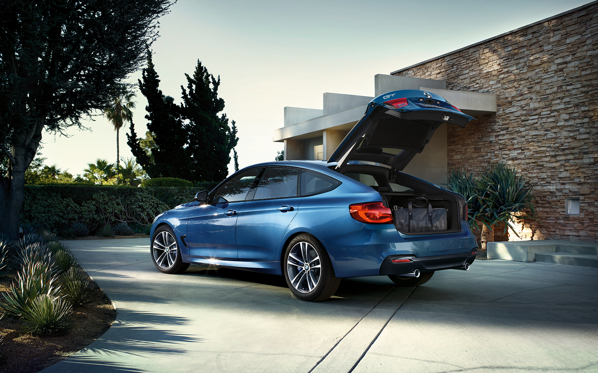 BMW 3 Serisi Gran Turismo Fotoğraf ve Videolar 8 BMW 3 Serisi Gran Turismo Fotoğraf ve Videolar 8