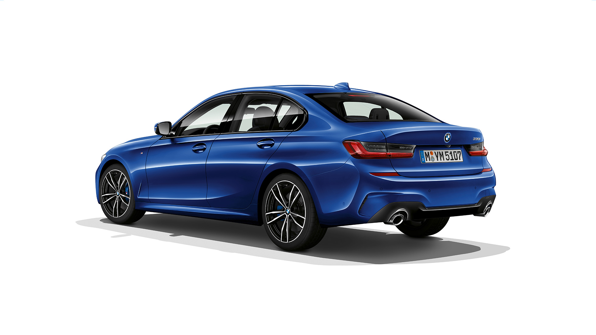 BMW 3 Serisi Sedan, M Sport Modeli arka görünümü. BMW 3 Serisi Sedan M Sport Modeli arkadan görünümü.