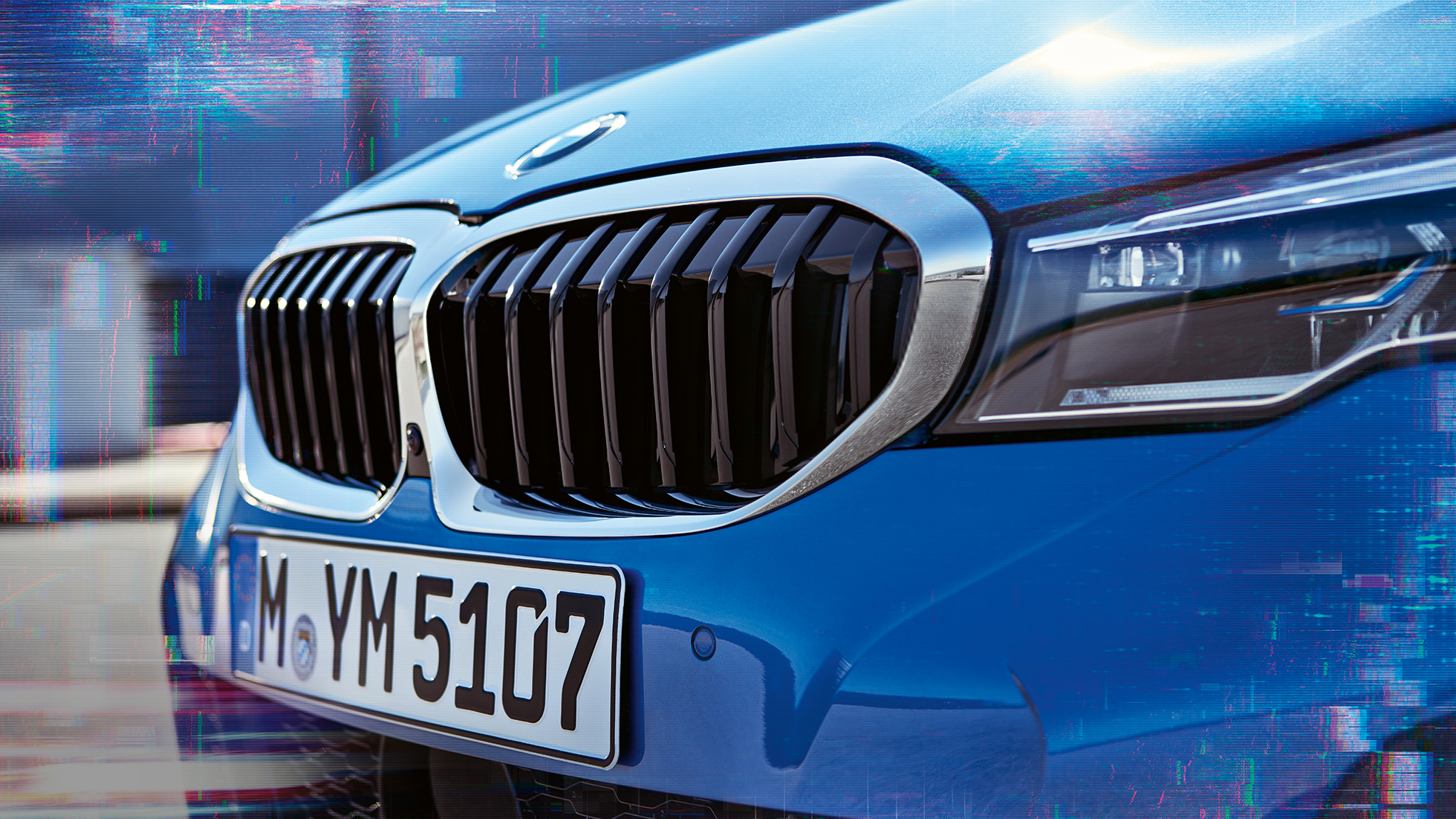 BMW 3 Serisi Sedan, Çift Böbrek Izgaraları. BMW 3 Serisi Sedan’ın çift Böbrek Izgaralarının yakın çekimi.