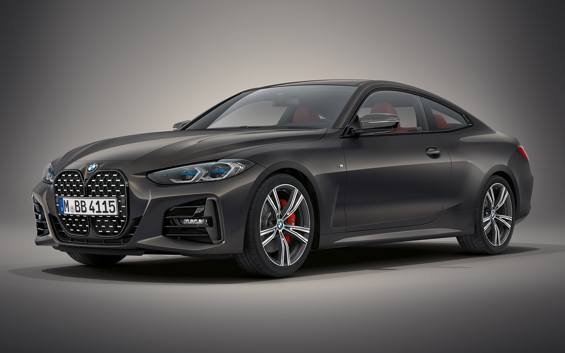 BMW Individual Metalik Gri/Dravite, BMW 4 Serisi Coupé G22 BMW 4 Serisi Coupé G22, Individual Metalik Gri/Dravite, ön çaprazdan görünüm