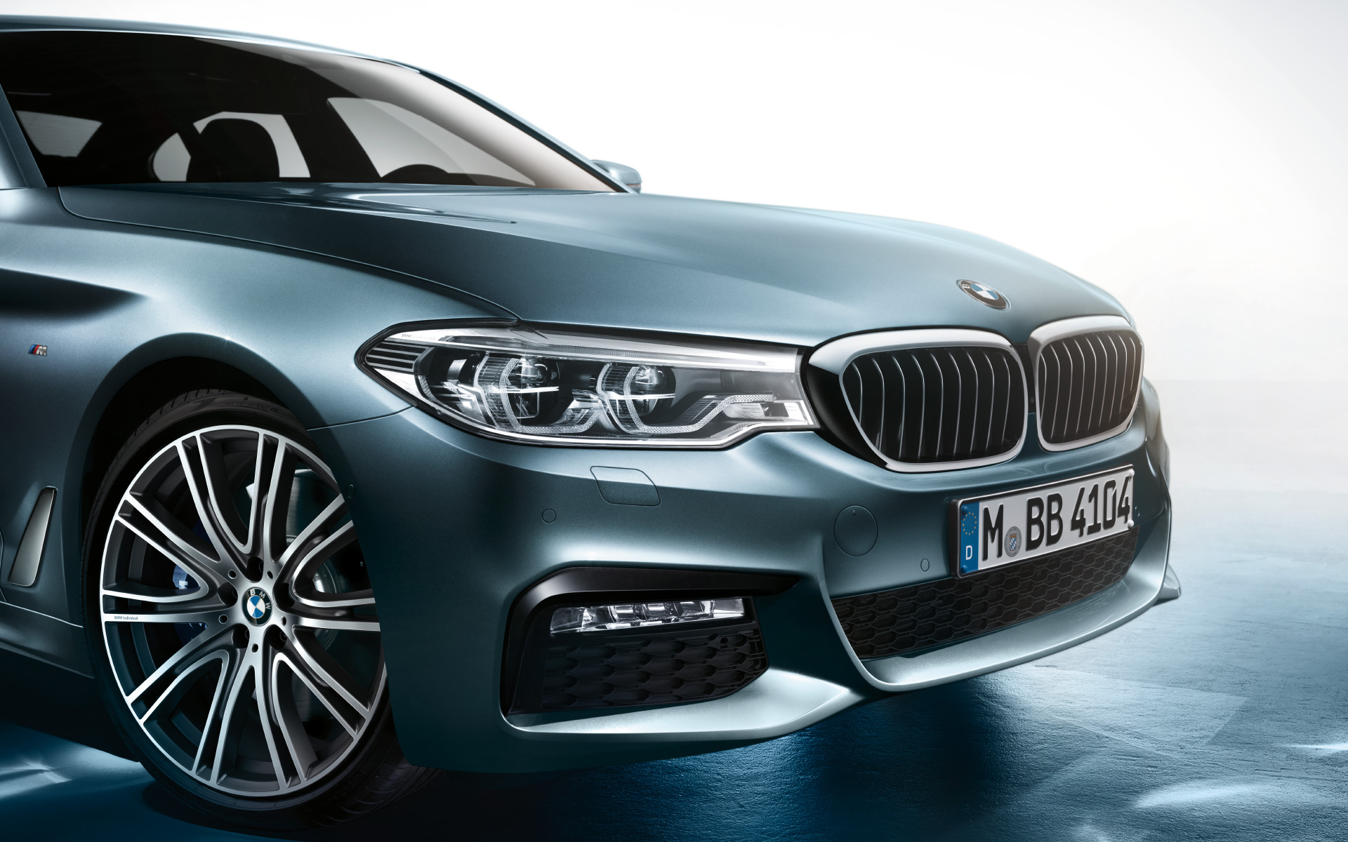BMW 5 Serisi Sedan Duvar Kağıdı Wallpaper 09 - Metalik Gri / Bluestone BMW 5 Serisi Sedan Duvar Kağıdı Wallpaper 09 - Metalik Gri / Bluestone