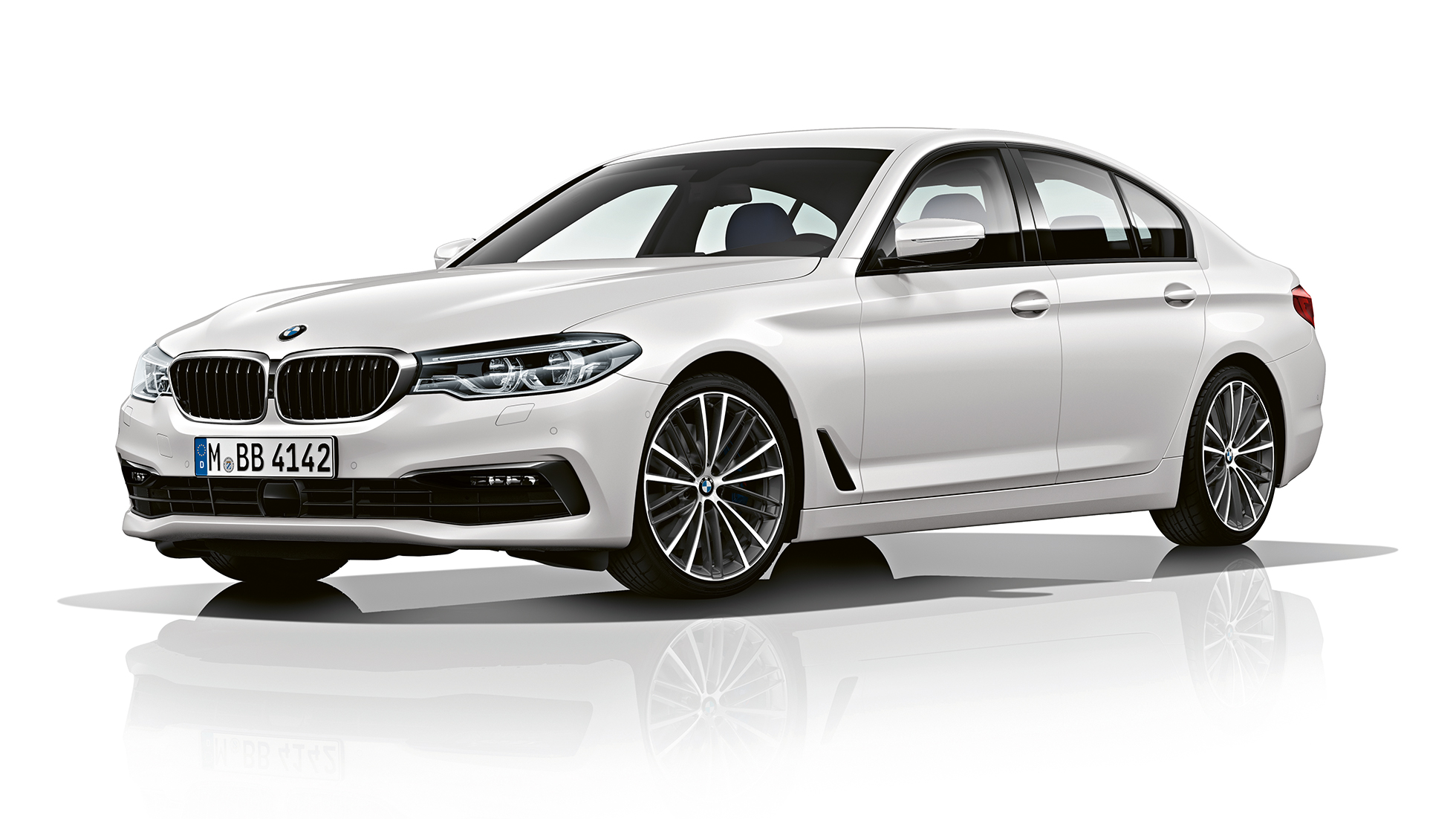 Sport Line önden görünüm BMW 5 Serisi Sedan Sport Line BMW 5 Serisi Sedan 540i Sedan G30 Metalik Beyaz / Alpine, önden görünüm