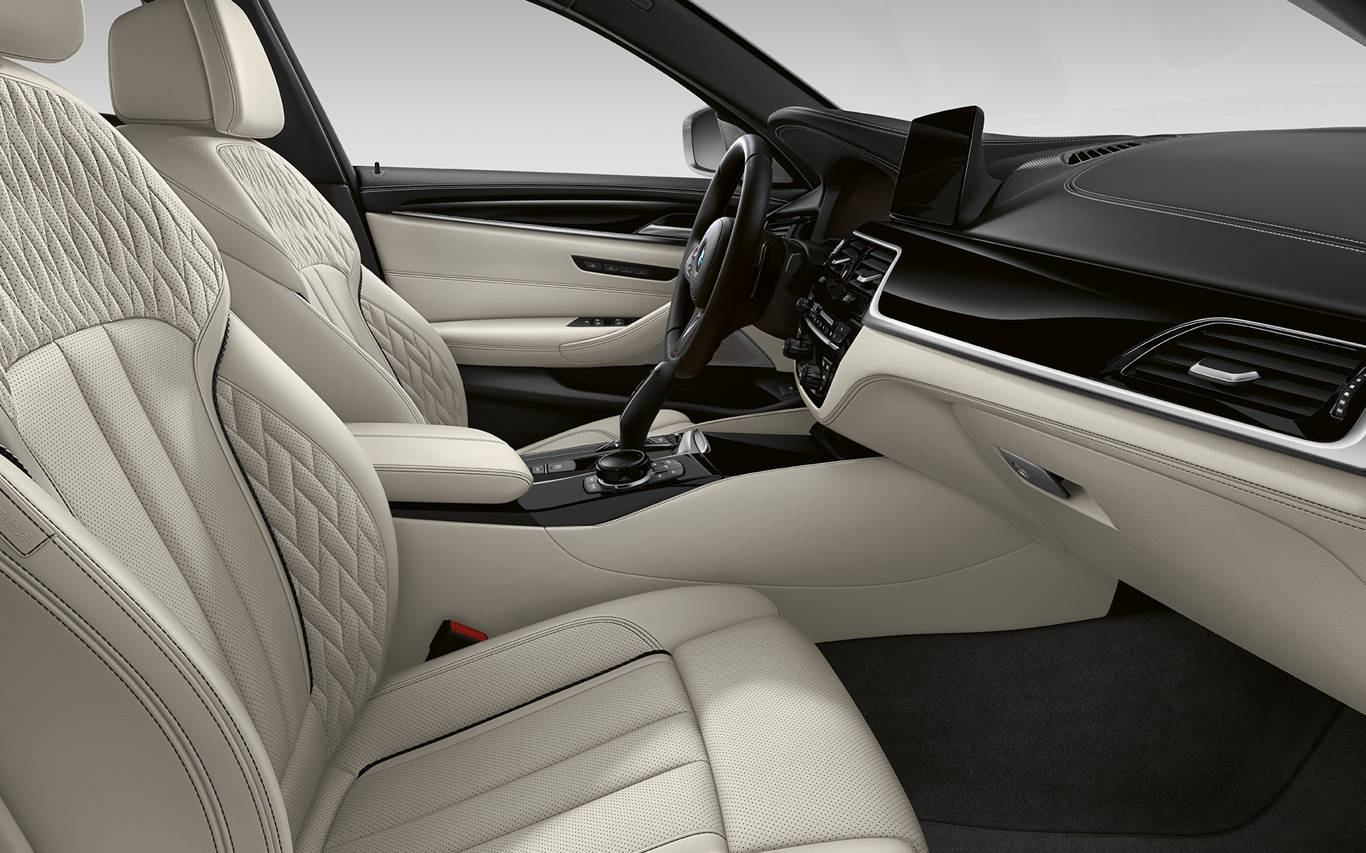 BMW 5 Serisi Touring G31 LCI, iç tasarım, BMW Individual "Merino" tam deri döşeme | Karamel BMW 5 Serisi Touring G31, iç tasarım, BMW Individual "Merino" tam deri döşeme | Karamel