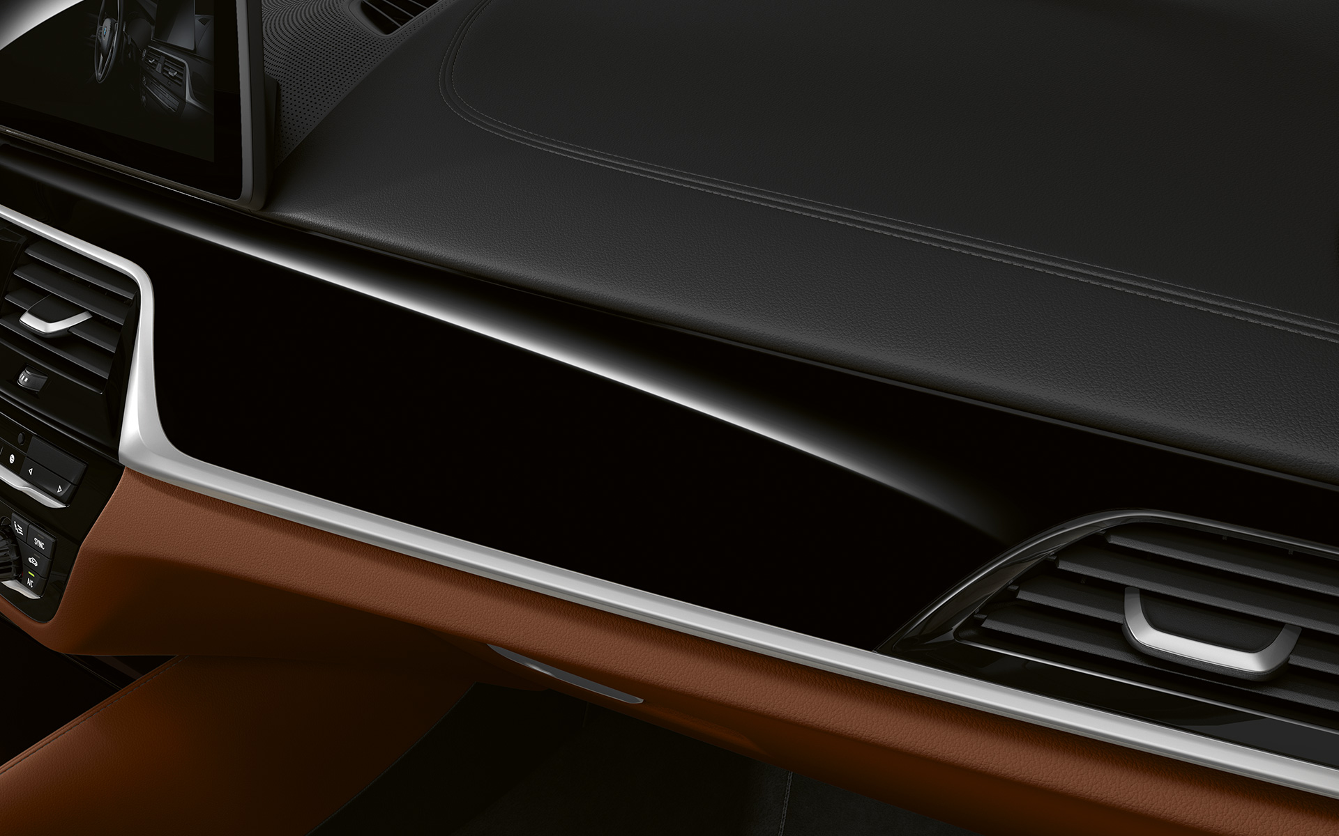 BMW 5 Serisi Touring G31 LCI, kokpit, Parlak Krom şeritli Piano Siyah iç kaplama BMW 5 Serisi Touring G31, kokpit, Parlak Krom şeritli Piano Siyah iç kaplama