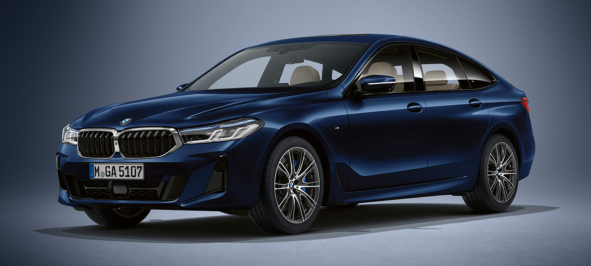 BMW Individual Metalik Mavi/Tansanite gövde rengi BMW 6 Serisi Gran Turismo G32 BMW Individual Metalik Mavi/Tansanite gövde rengi BMW 6 Serisi Gran Turismo G32 hareketsiz halde önden görünüm