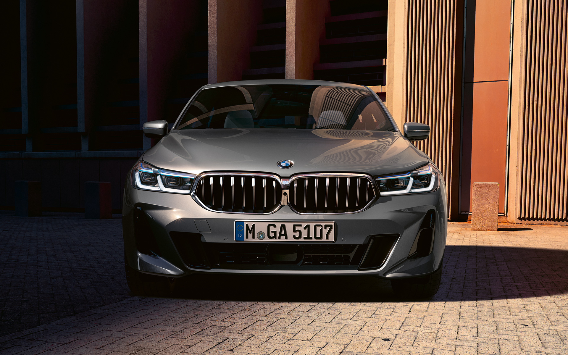 Ön tasarım, BMW 6 Serisi Gran Turismo G32 Ön tasarım, BMW 6 Serisi Gran Turismo 640i xDrive G32, Metalik Gri/Bernina, önden görünüm