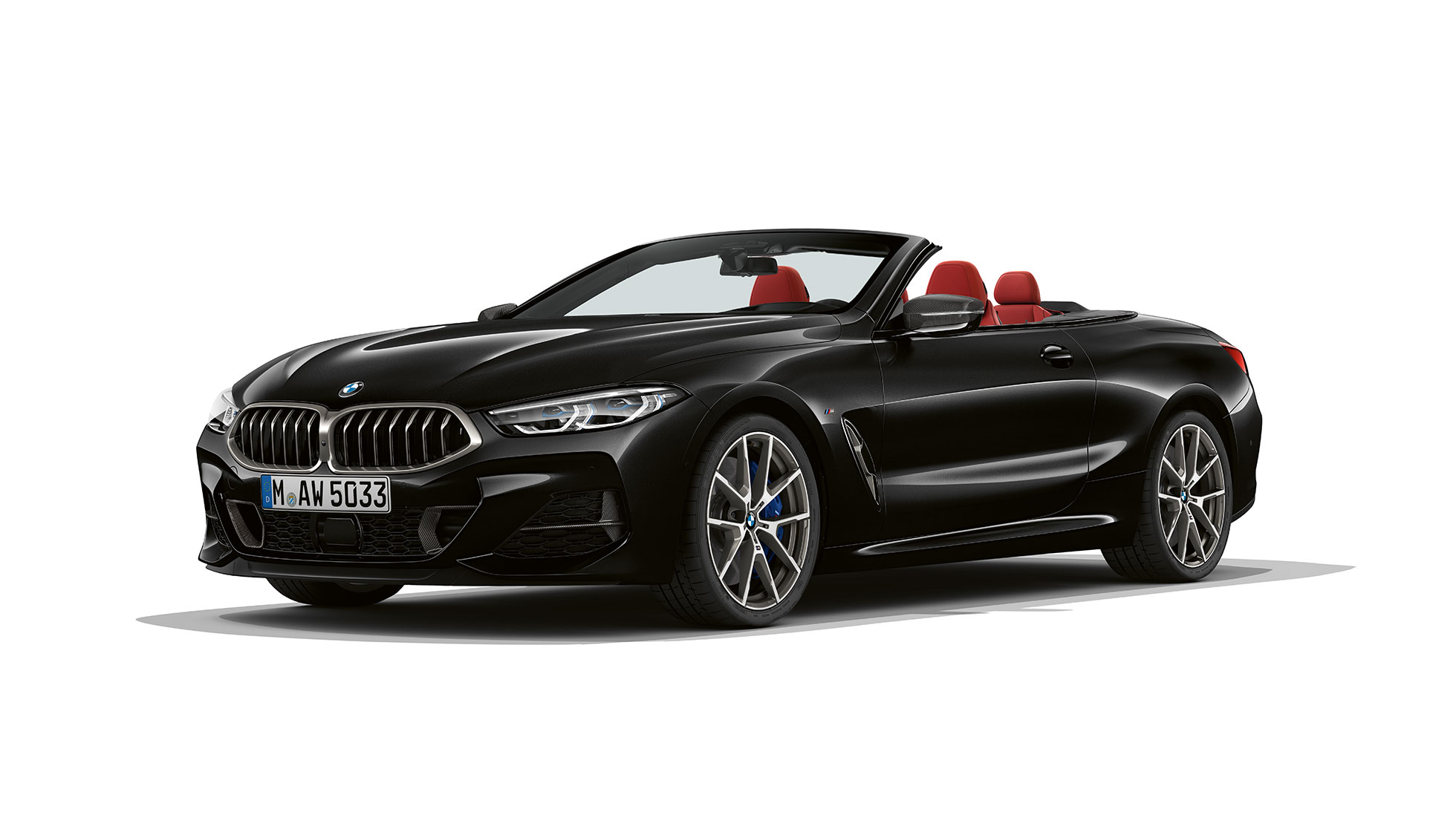 BMW M850i xDrive, Metalik Siyah/Carbon, ön görünüm. BMW M850i xDrive, Metalik Siyah/Carbon, ön görünüm.