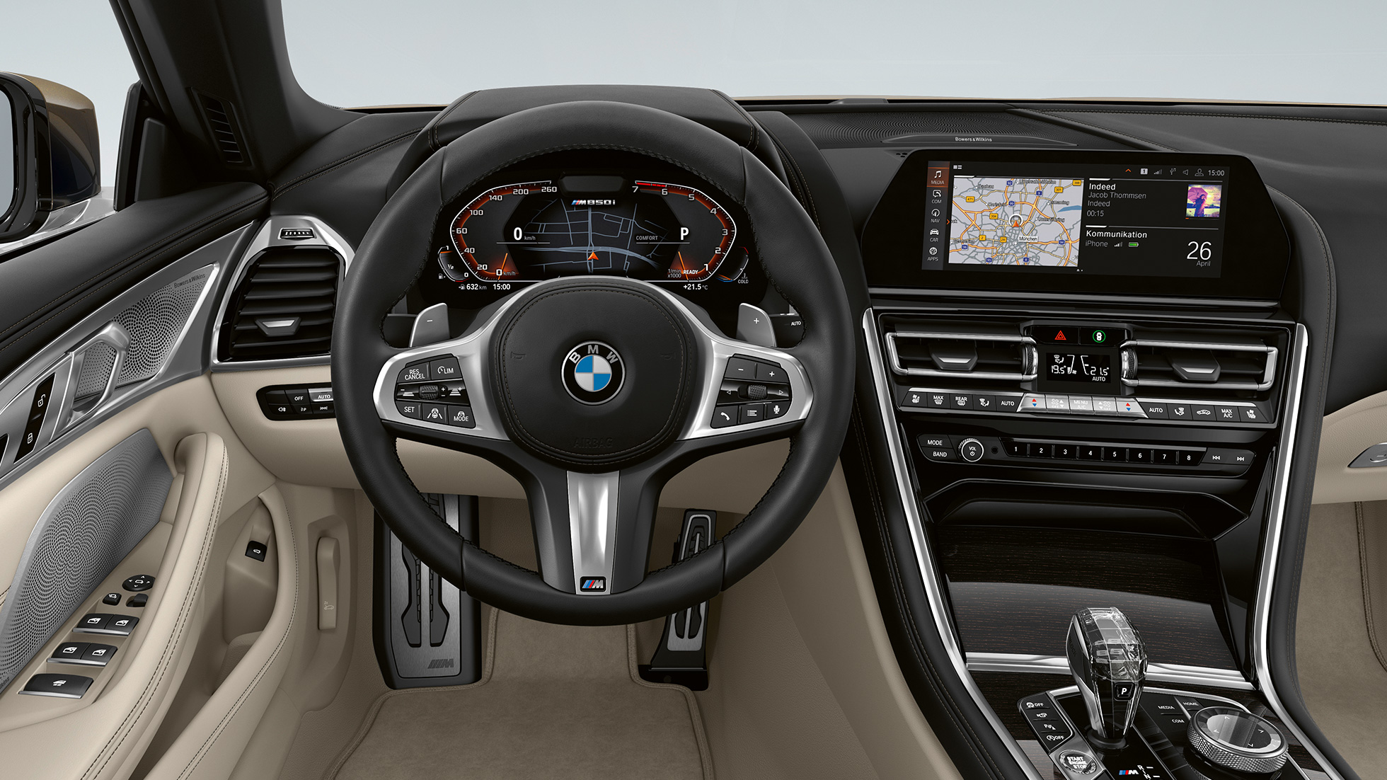 BMW M850i xDrive, Metalik Gri/Dravit, M deri direksiyon ile Kokpit. BMW M850i xDrive, Metalik Gri/Dravit, M deri direksiyon ile Kokpit.