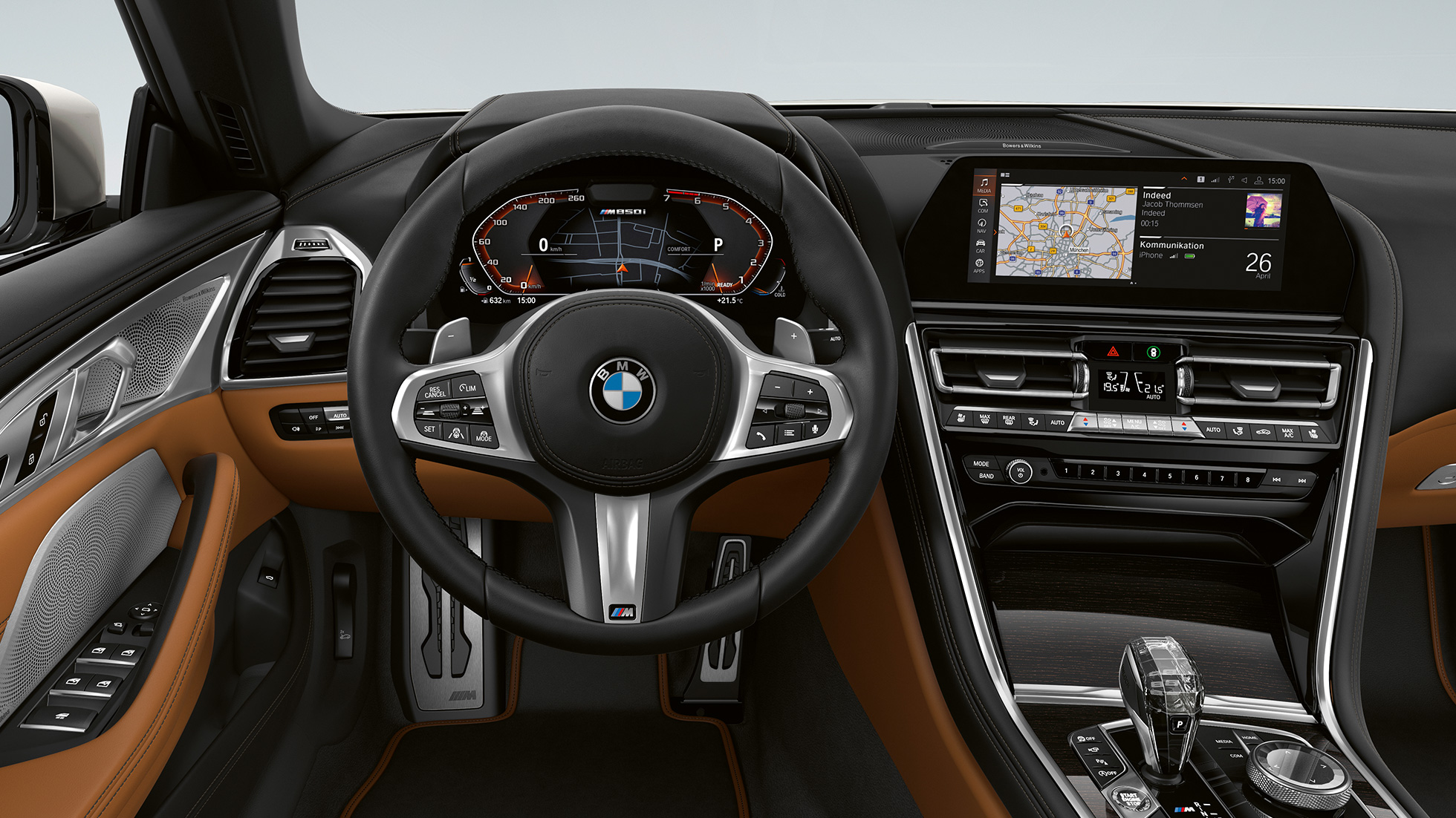 BMW M850i xDrive, Metalik Beyaz/Mineral, M deri direksiyonlu Kokpit. BMW M850i xDrive, Metalik Beyaz/Mineral, M deri direksiyonlu Kokpit.
