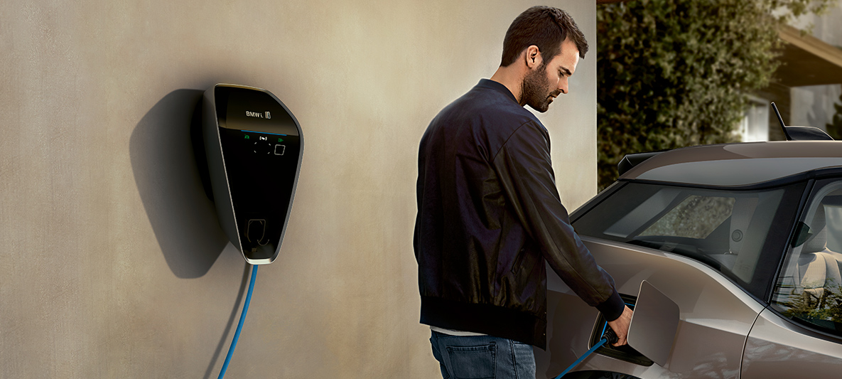 Yeni BMW i3 Nasıl Şarj Ediliyor? Yeni BMW i3, evde Wallbox ile şarj ediliyor