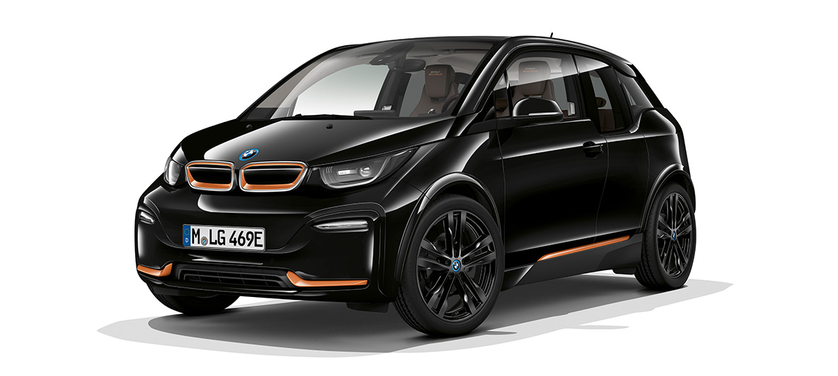 BMW i3s Edition RoadStyle, önden görünüm BMW i3s Edition RoadStyle I01 E-Bakır vurgulara sahip Metalik Siyah/Fluid, önden görünüm