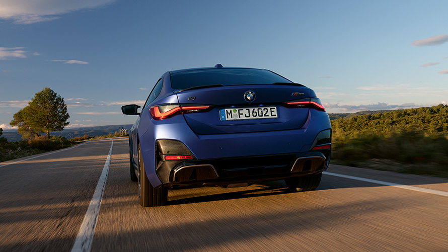 BMW i4 M50 G26, SPORT+ sürüş modu BMW i4 M50 G26, SPORT+ sürüş modu ile ses