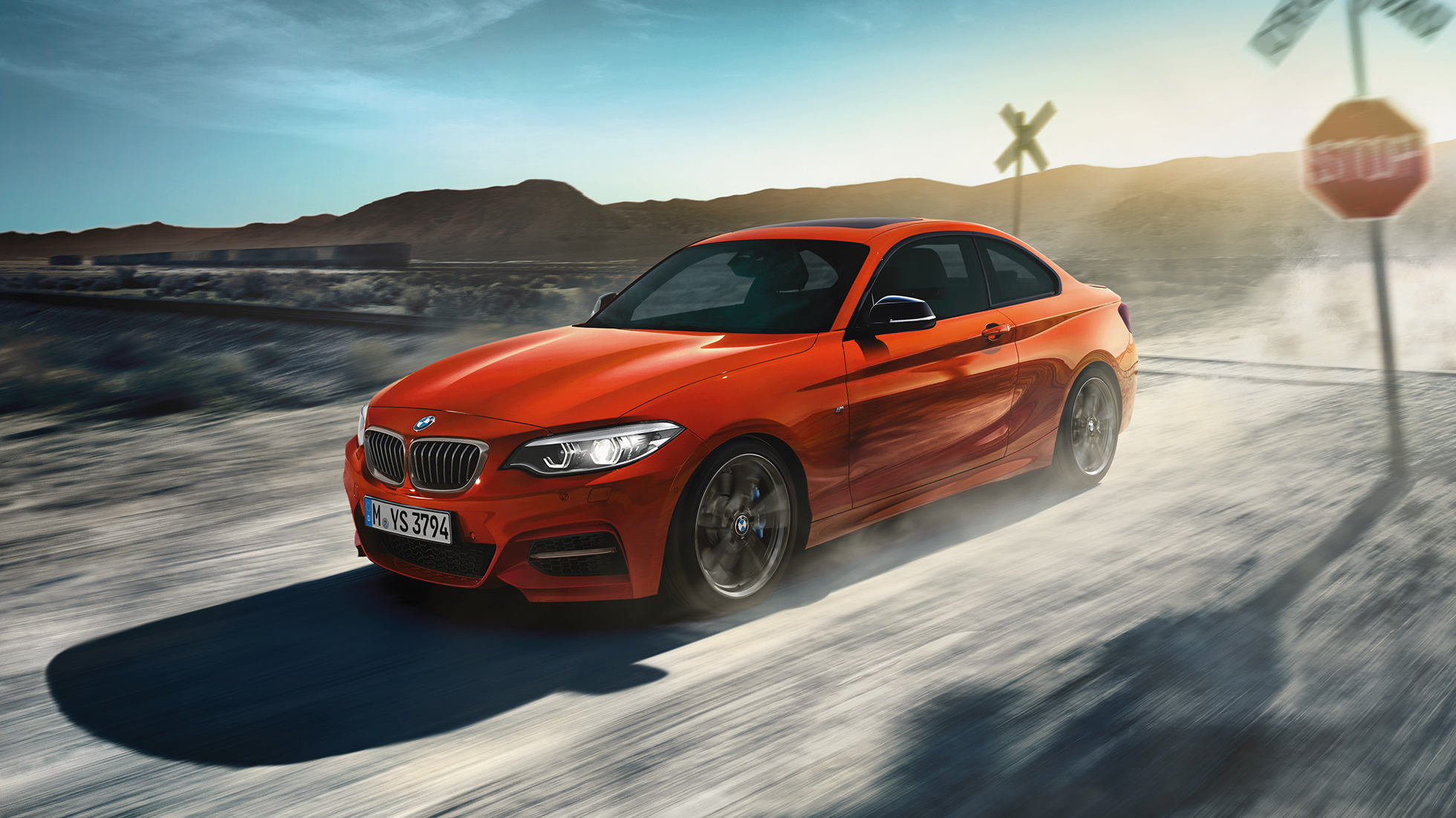 Tasarım BMW M240i Coupé Tasarım BMW M240i Coupé F22 Metalik Turuncu/Sunset, önden görünüm