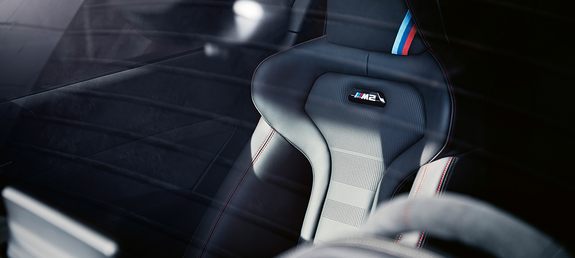 Spor koltuklar BMW M2 CS Spor koltuklar BMW M2 CS F87 Metalik Mavi/Misano detaylı görünüm
