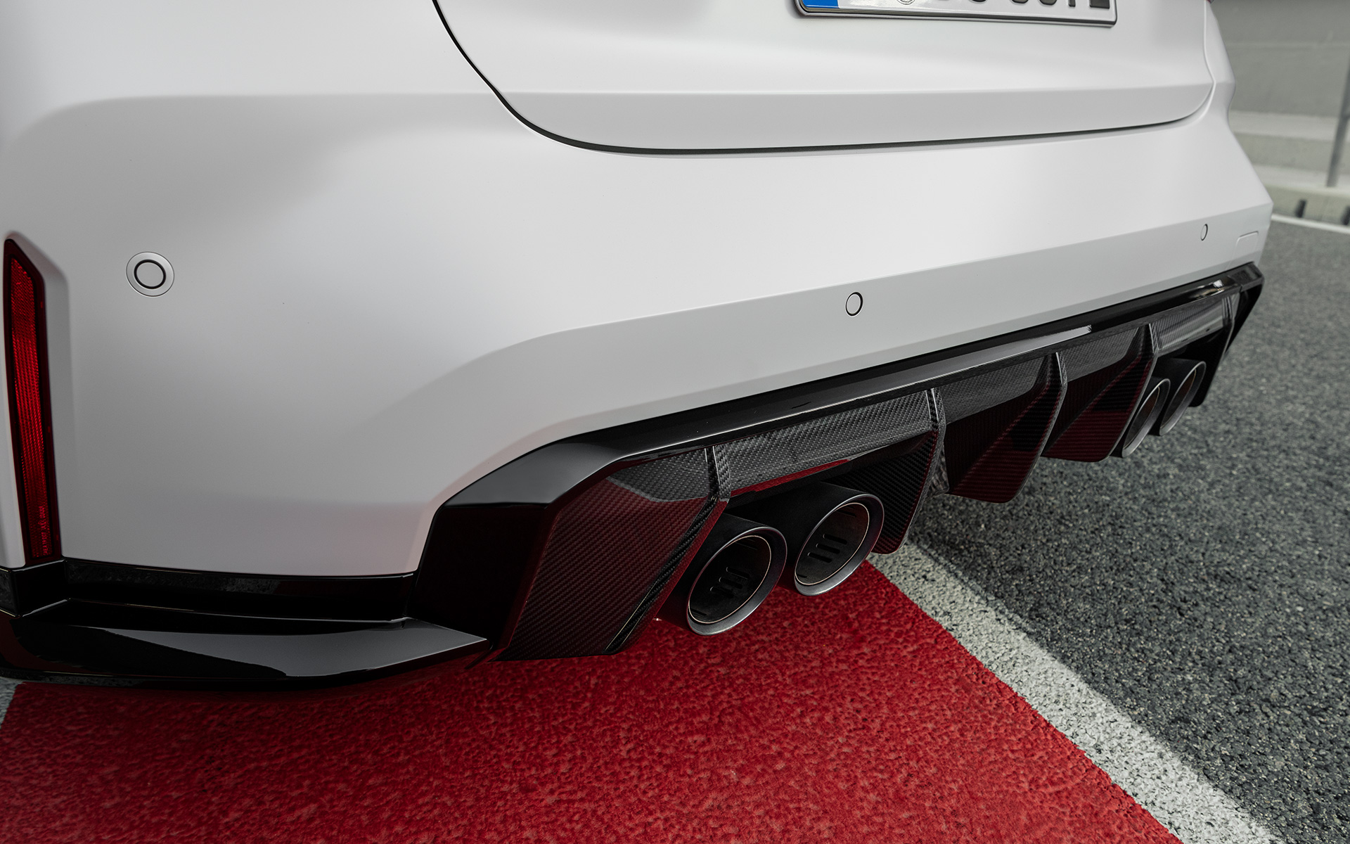 M Titanyum arka susturucu, BMW M3 CS G80 BMW M3 CS G80, M Titanyum arka susturucu