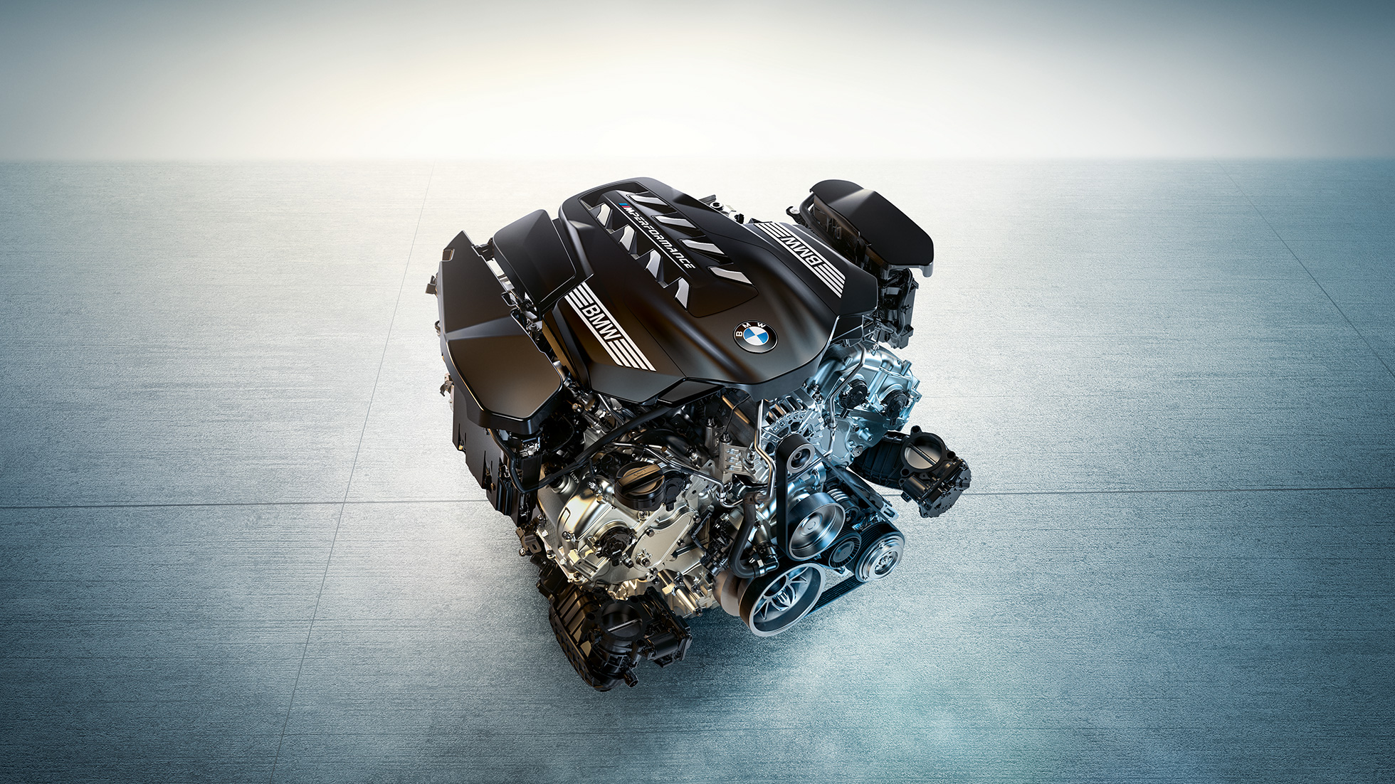 BMW M TwinPower Turbo 8 silindirli benzinli motor BMW M550i xDrive Sedan G30 LCI BMW M TwinPower Turbo 8 silindirli benzinli motor BMW M550i xDrive Sedan G30 LCI