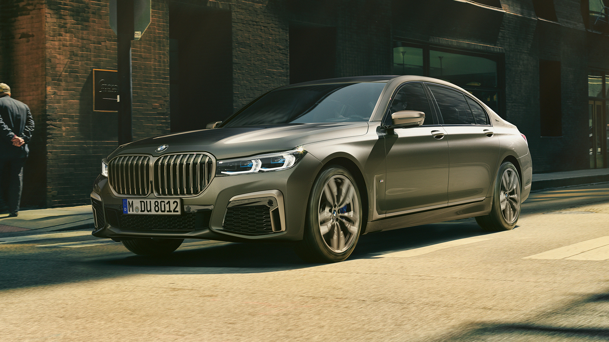 Dış tasarım BMW M760Li xDrive Sedan, dış tasarım