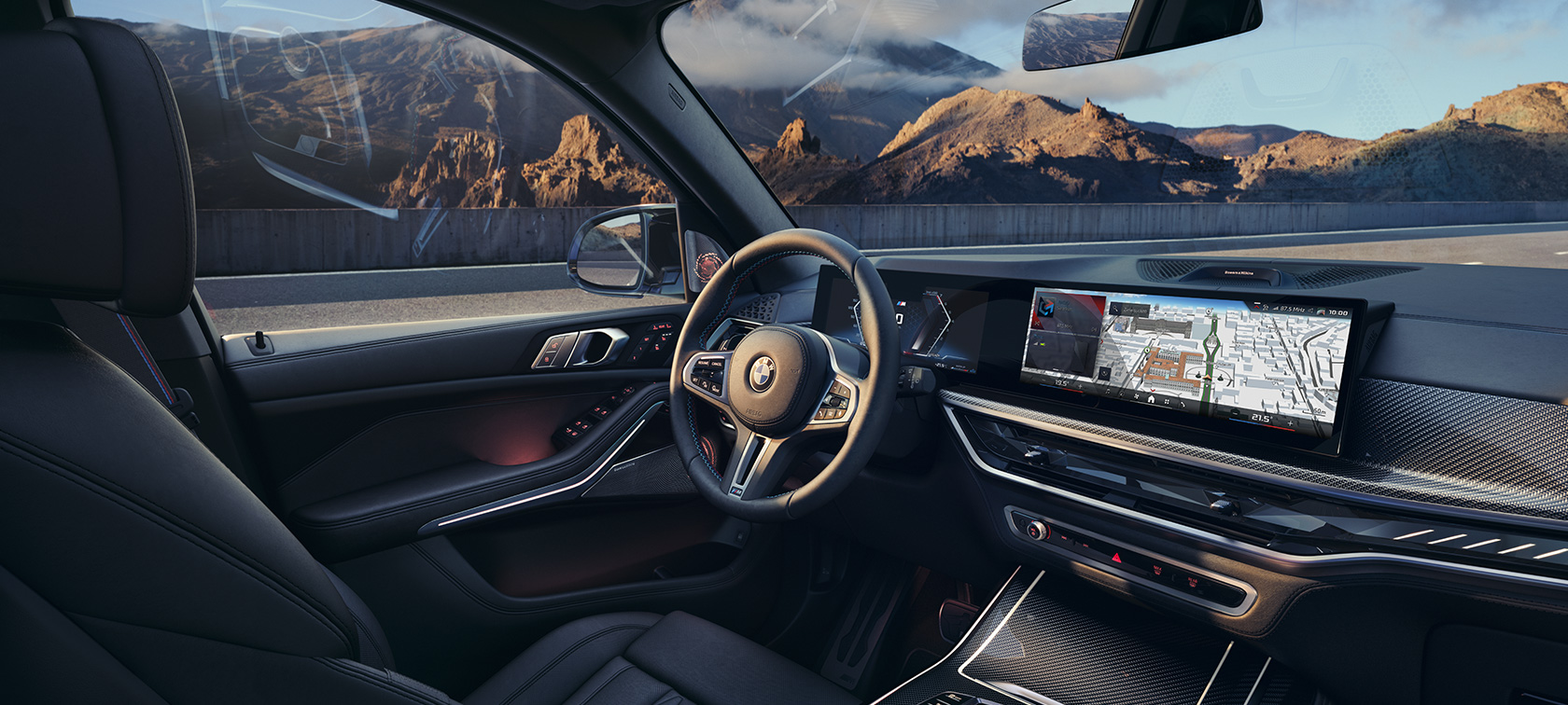BMW X7 M60i G07 LCI, kokpit, iç tasarım, dağ manzarası önünde