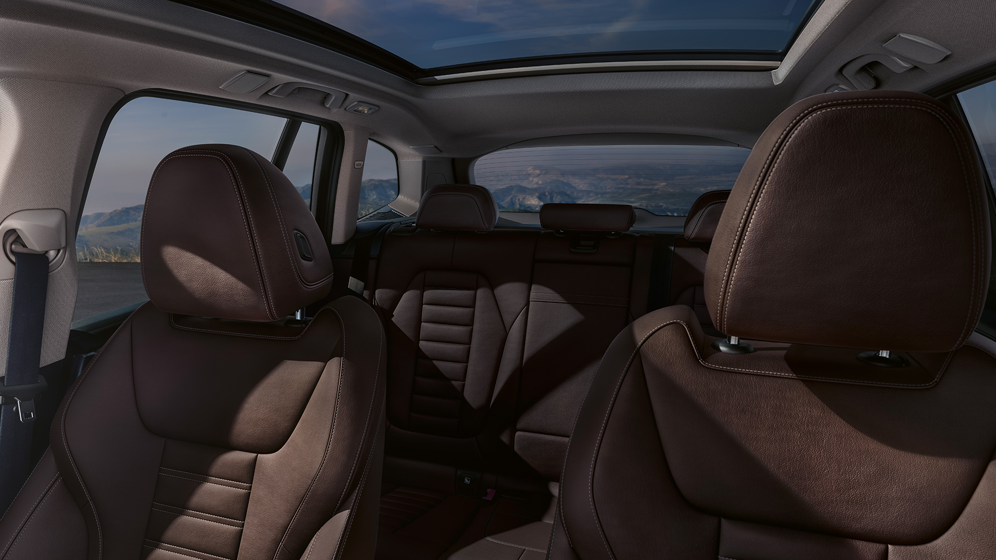 “Vernasca” Mocha deri spor koltuklar BMW iX3 G08 “Vernasca” Mocha deri spor koltuklar BMW iX3 G08 iç tasarım