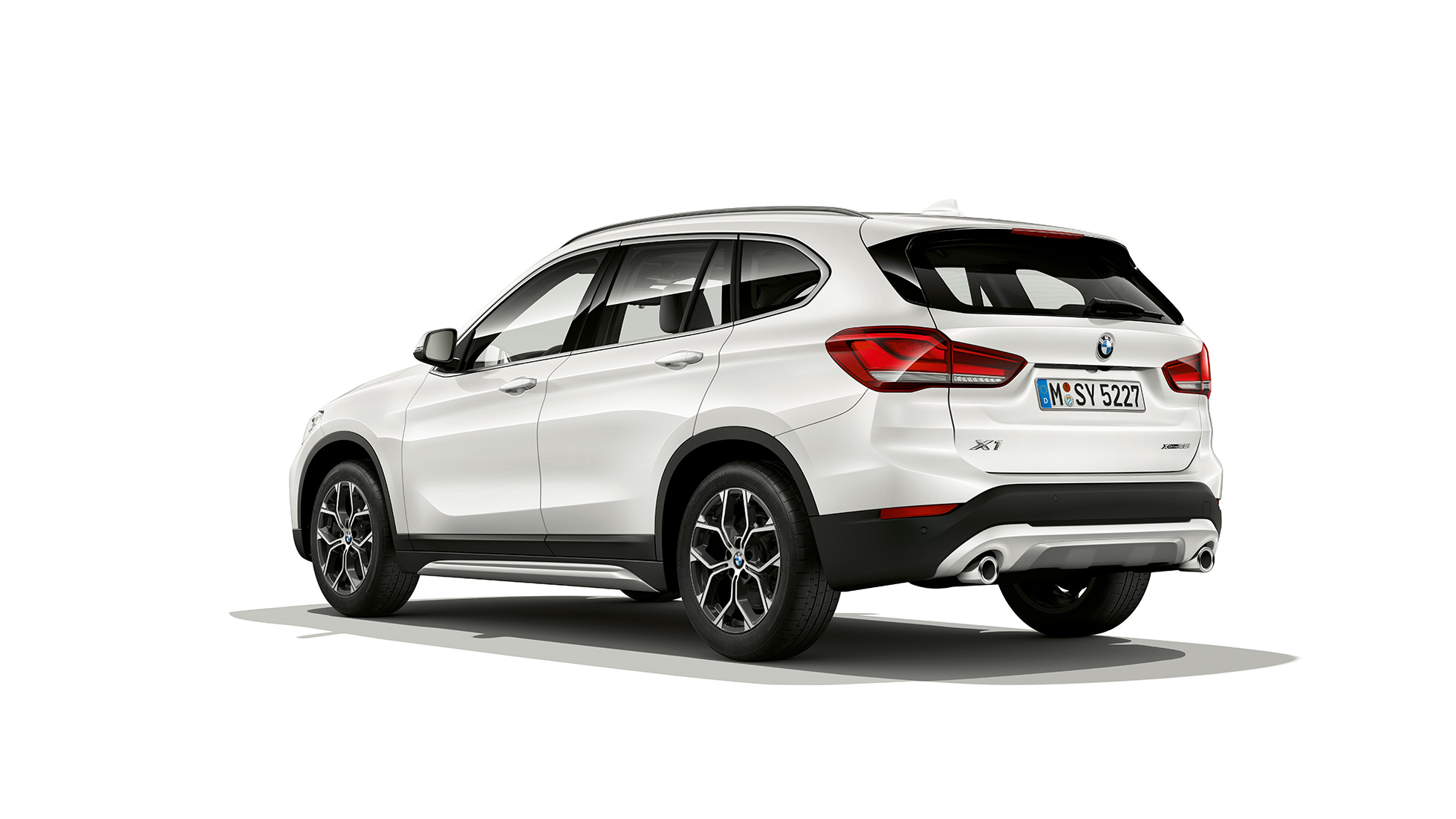 Yeni BMW X1, xLine Modeli, arkadan görünüm Yeni BMW X1, xLine Modeli, arkadan görünüm, stüdyo çekimi