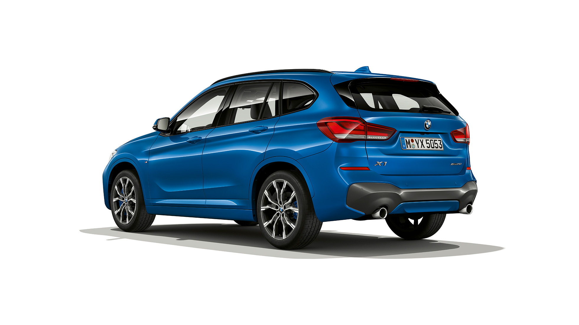 Yeni BMW X1 M Sport, arkadan görünüm Yeni BMW X1 M Sport, arkadan görünüm, stüdyo çekimi