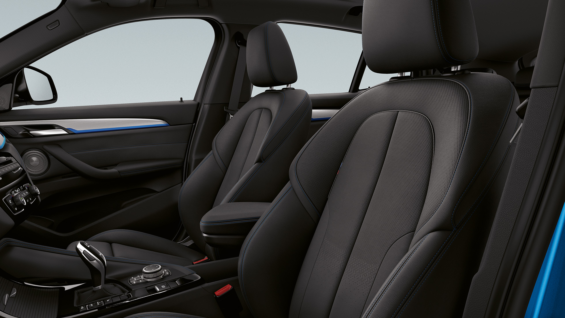 Kokpit BMW X2 sDrive20i M Sport modeli BMW X2 sDrive20i M Sport modeli F39 iç tasarım kokpit