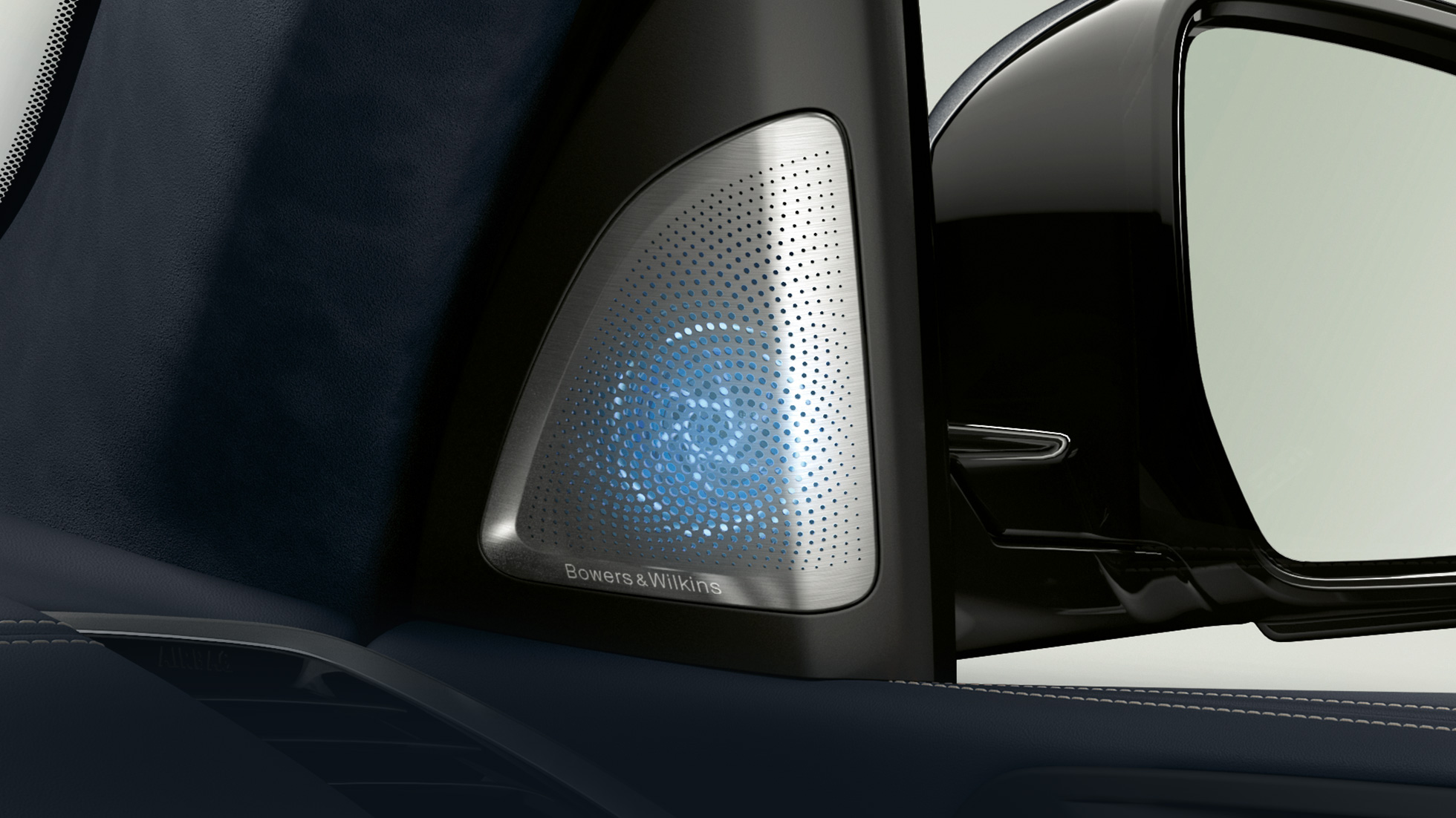 Bowers & Wilkins Diamond Surround Ses Sistemi Bowers & Wilkins: Diamond surround hoparlörün yakından görünümü