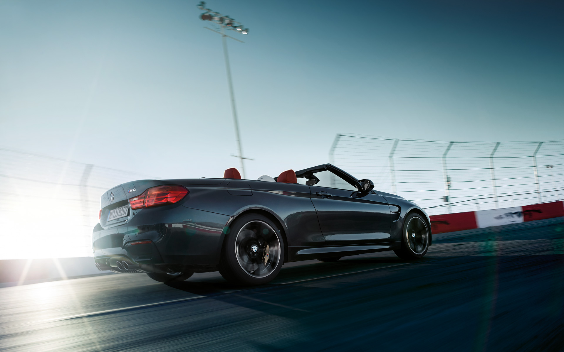 BMW M Gmbh Duvar Kağıdı Wallpaper 08 | BMW Türkiye BMW M Gmbh Duvar Kağıdı Wallpaper 08 | BMW Türkiye