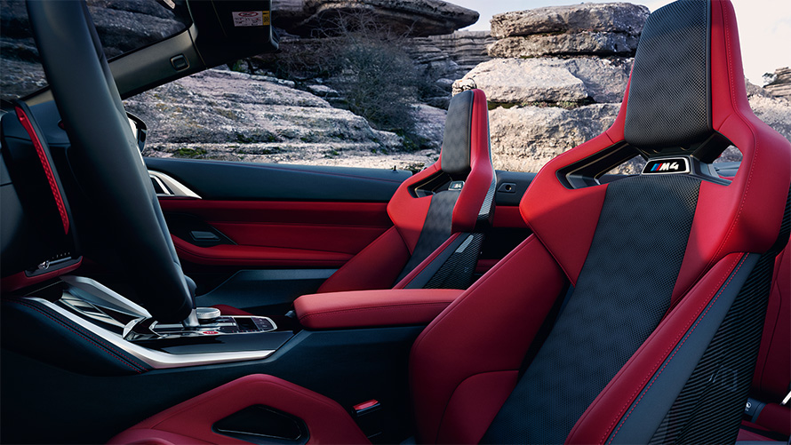 BMW Individual ince tanecikli “Merino” tamamen deri döşeme, Fildişi Beyazı/Gece Mavisi