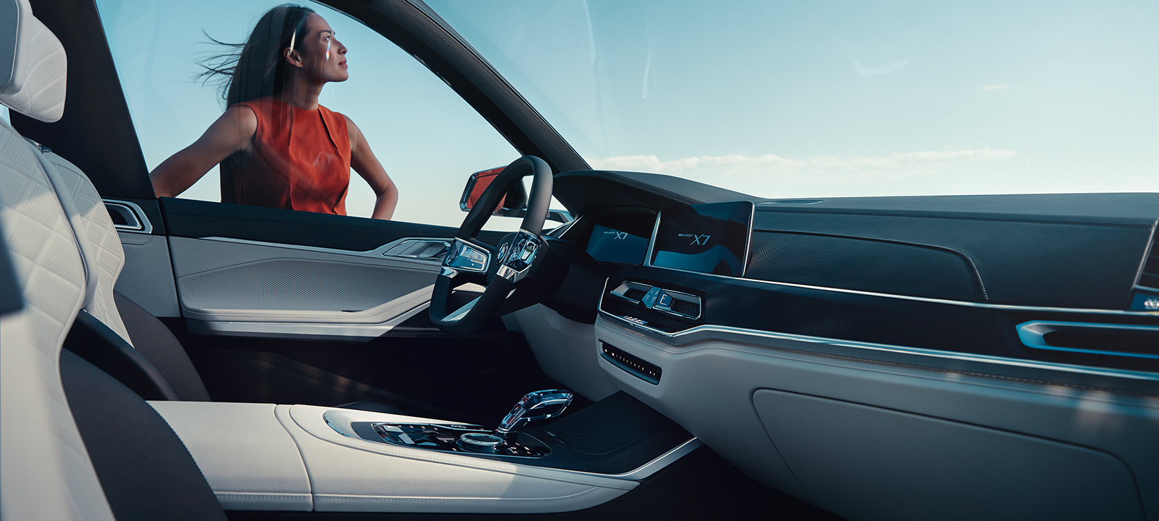 Yeni BMW Concept X7 iç görünüm - Kokpit Yeni BMW Concept X7 iç görünüm - Kokpit