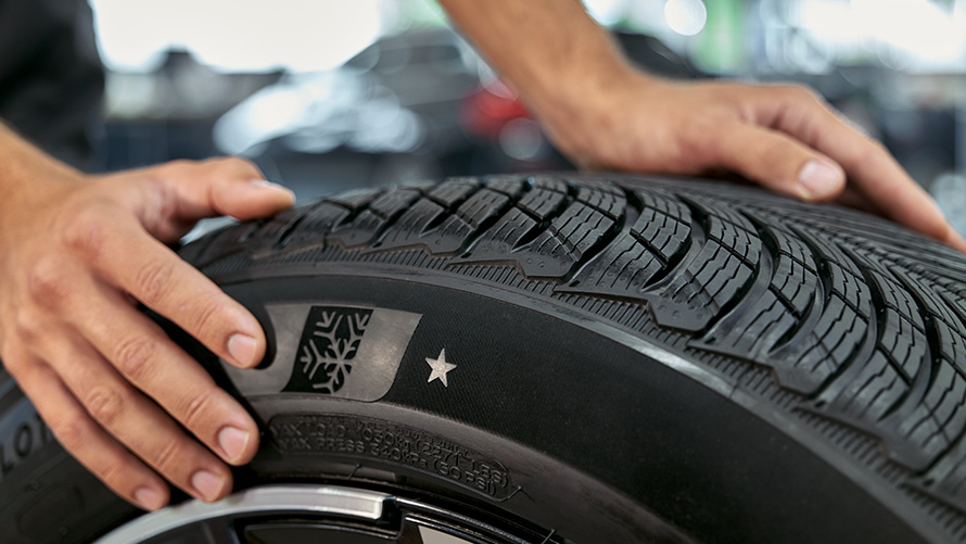 BMW lastik değişimi, Jant ve lastik servisi, İlkbahar ve yaz için orijinal BMW aksesuarları BMW lastik değişimi, Jant ve lastik servisi, İlkbahar ve yaz için orijinal BMW aksesuarları