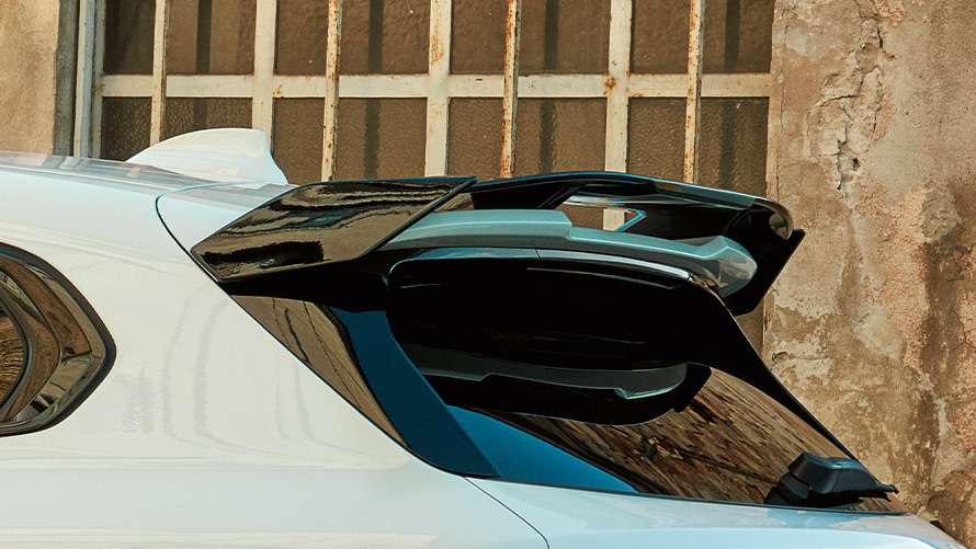 BMW M Performance Tavan Spoyleri, parlak siyah BMW M Performance Tavan Spoyleri, parlak siyah, BMW yaz aksesuarları
