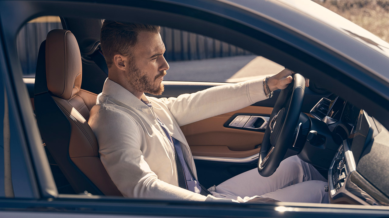 Kerem Bürsin’in Yol Modeli BMW 3 Serisi | BMW Türkiye Kerem Bürsin’in Yol Modeli BMW 3 Serisi | BMW Türkiye