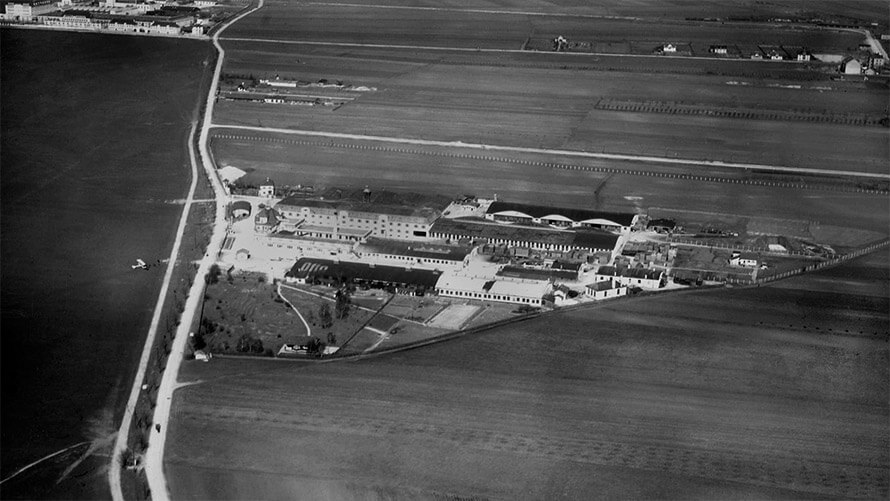 7/8 BMW’nin merkezi, 1917’de o zamanki atası BFW’nindi ve o zaman Münih’in biraz dışında kalıyordu. | Königl.Bay.Luftbildschule-Bayer. Hauptstaatsarchiv