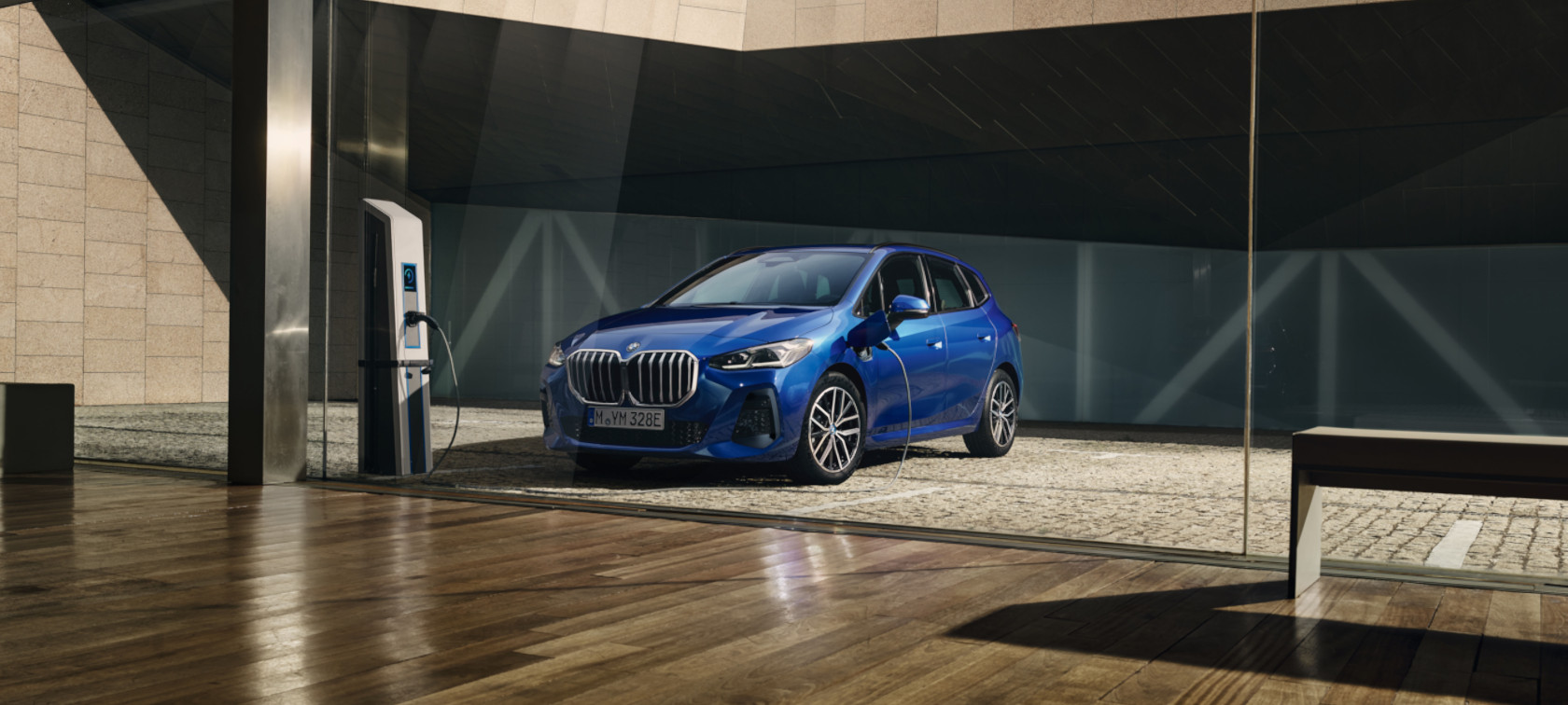 BMW 2 Serisi Active Tourer U06, ön çaprazdan görünüm | BMW Türkiye