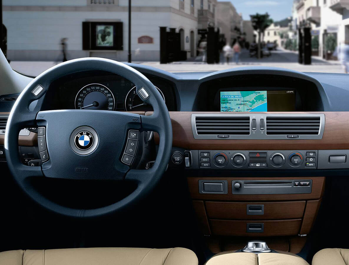 Her şey bir araya geliyor: 2001 model E65.