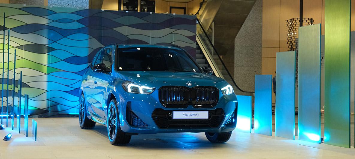 CI Bloom 2023: Yeni BMW iX1 Sanatseverlerle Buluşuyor | BMW Türkiye CI Bloom 2023: Yeni BMW iX1 Sanatseverlerle Buluşuyor | BMW Türkiye